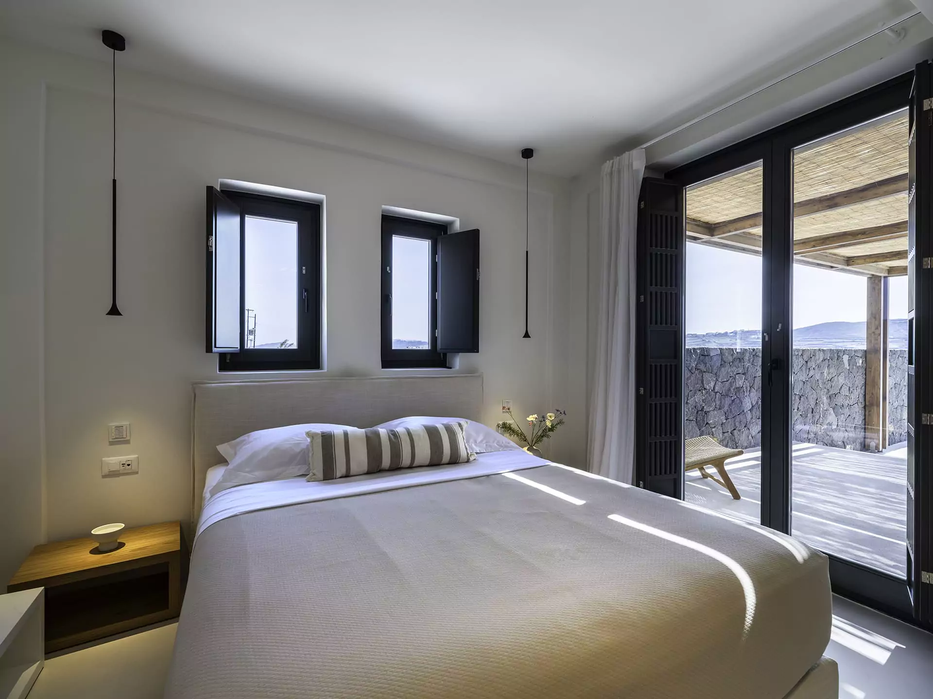 magma-white-kkmk-architects-yerolymbos-071-copy-6867beee3ff05